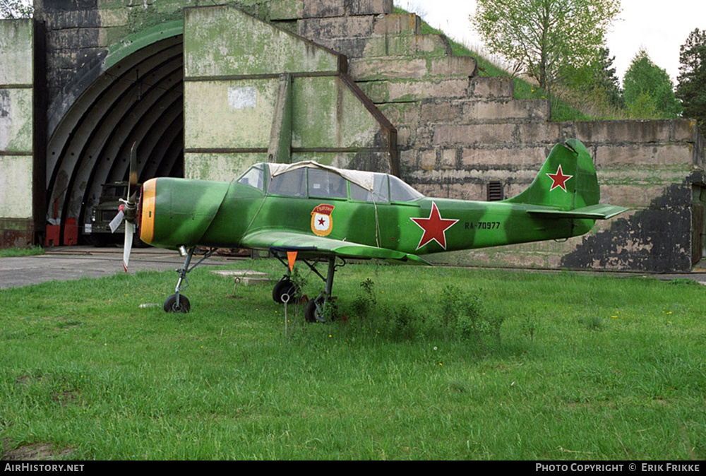 Aircraft Photo of RA-70977 | Yakovlev Yak-52 | Russia - Air Force | AirHistory.net #546191
