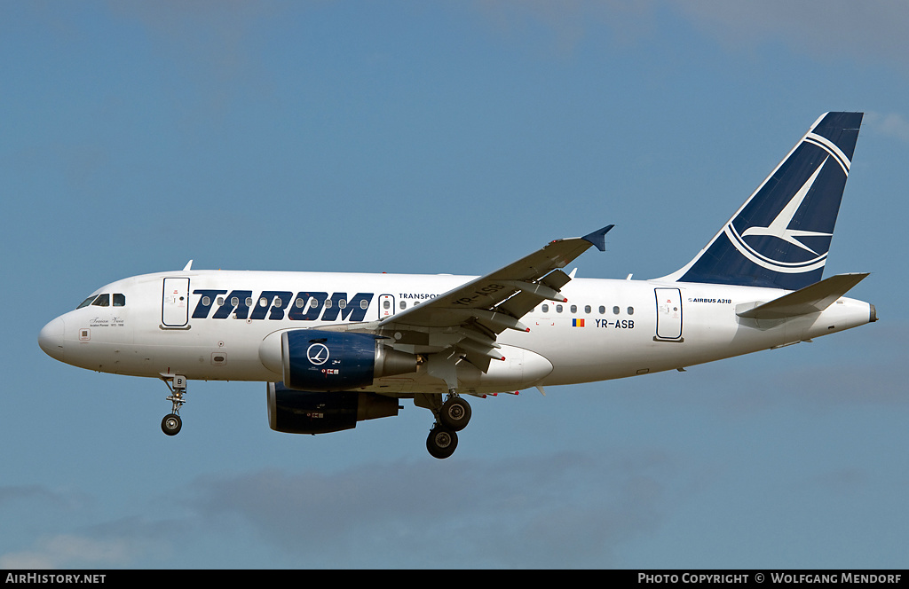 Aircraft Photo of YR-ASB | Airbus A318-111 | TAROM - Transporturile Aeriene Române | AirHistory.net #546219