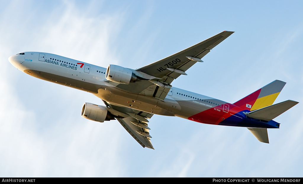 Aircraft Photo of HL7500 | Boeing 777-28E/ER | Asiana Airlines | AirHistory.net #546255