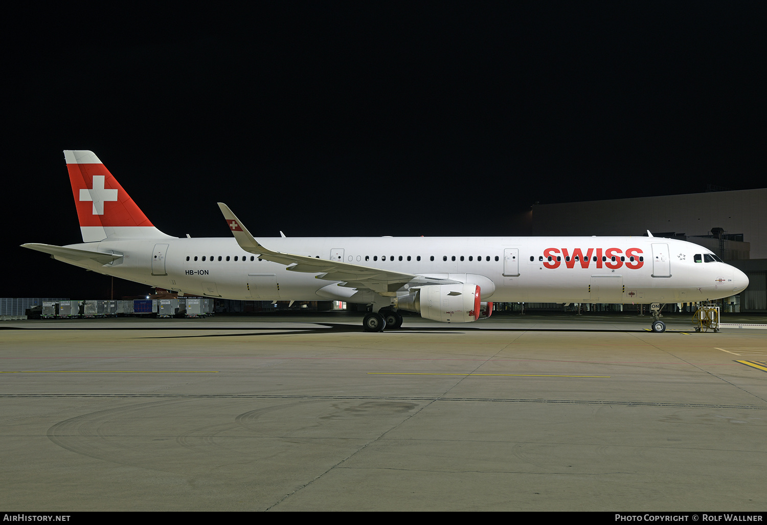Aircraft Photo of HB-ION | Airbus A321-212 | Swiss International Air Lines | AirHistory.net #546283