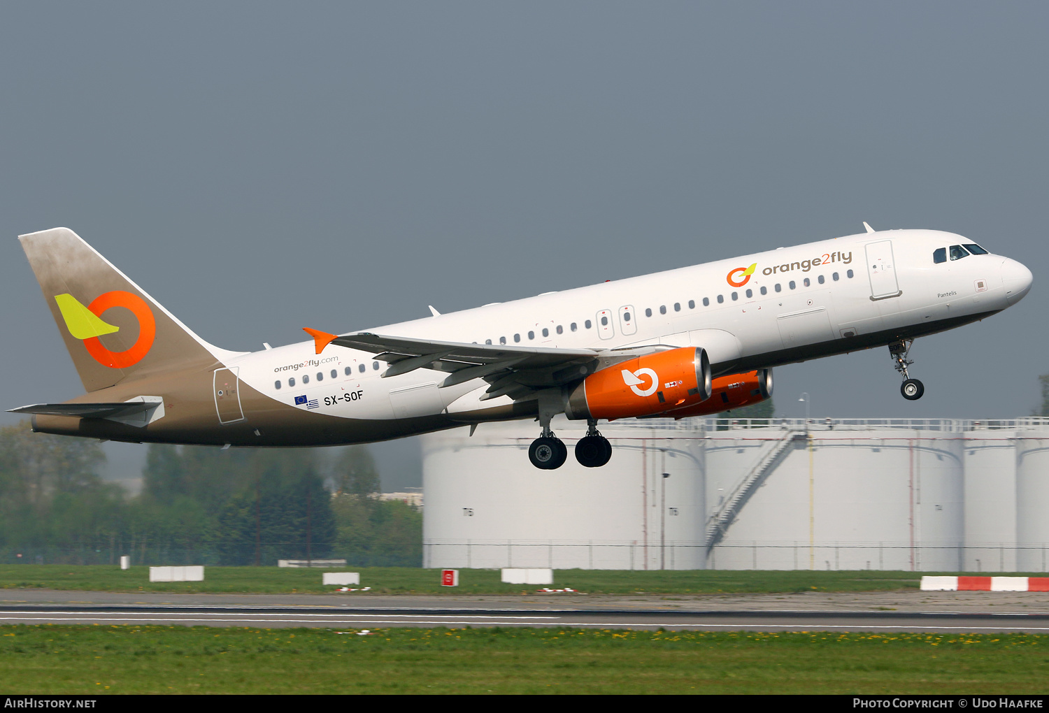 Aircraft Photo of SX-SOF | Airbus A320-232 | Orange2fly | AirHistory.net #546356
