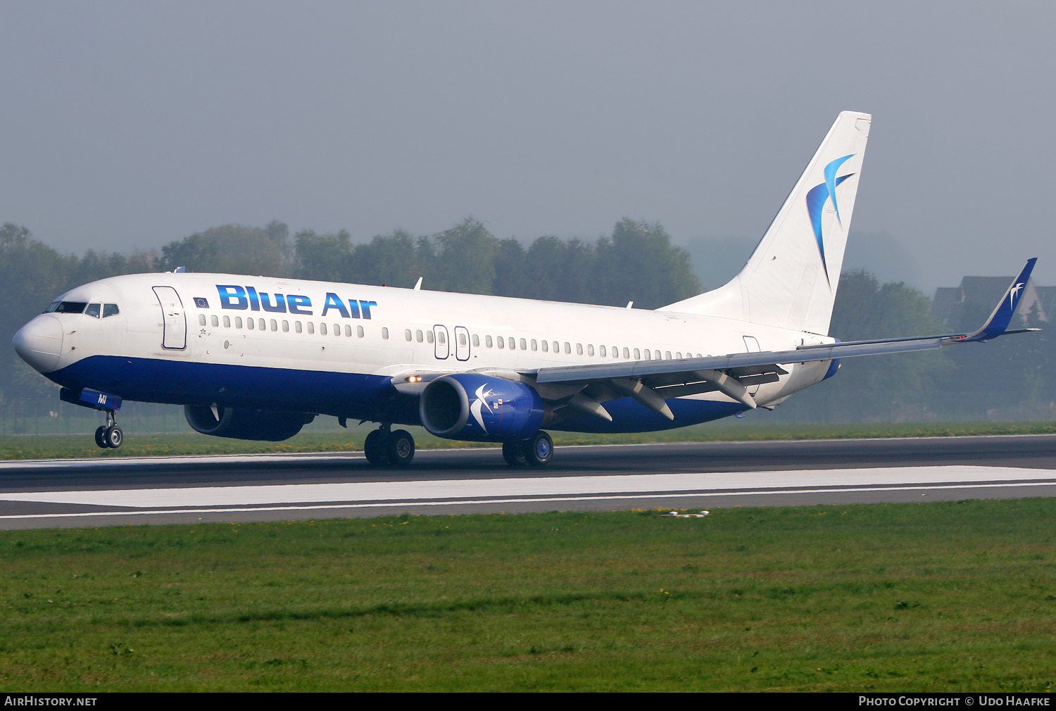 Aircraft Photo of YR-BMI | Boeing 737-8K5 | Blue Air | AirHistory.net #546394