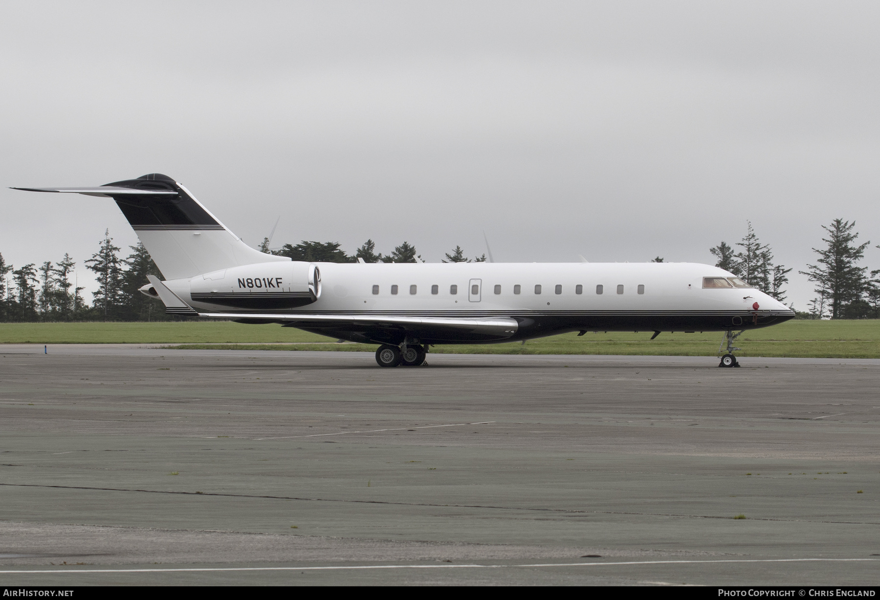 Aircraft Photo of N801KF | Bombardier Global Express (BD-700-1A10) | AirHistory.net #546413