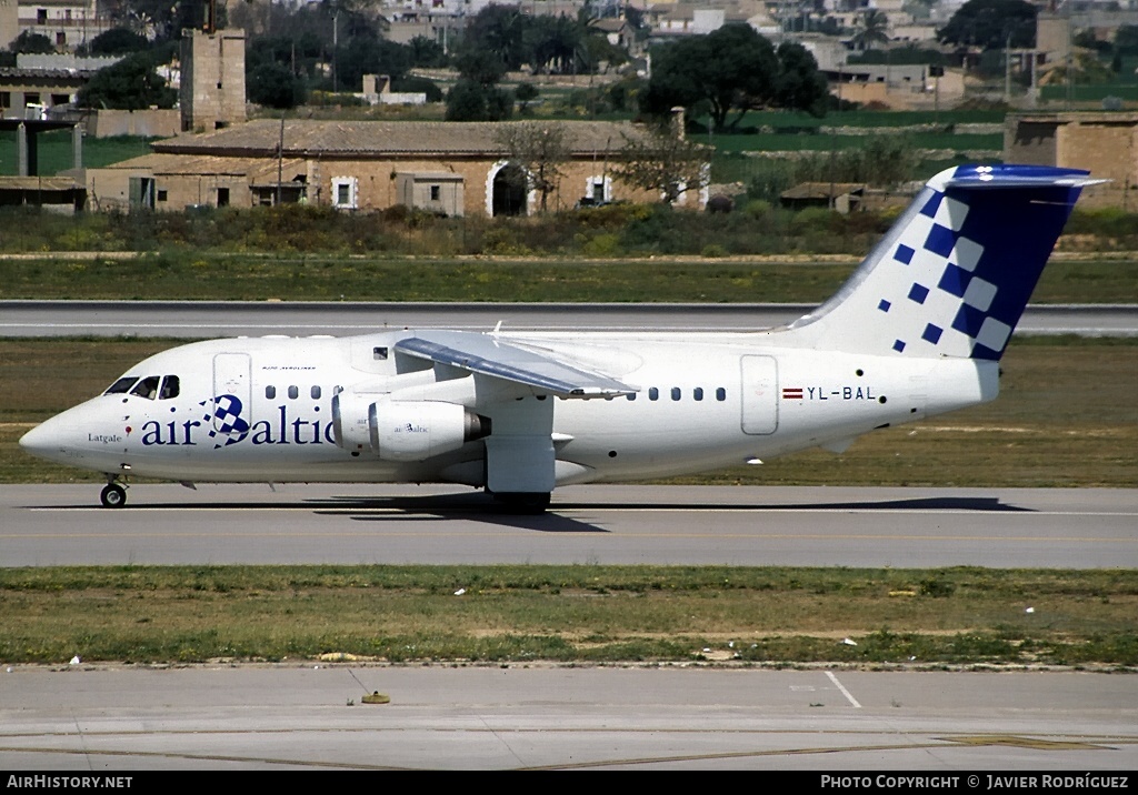 Aircraft Photo of YL-BAL | British Aerospace Avro 146-RJ70 | AirBaltic | AirHistory.net #546449