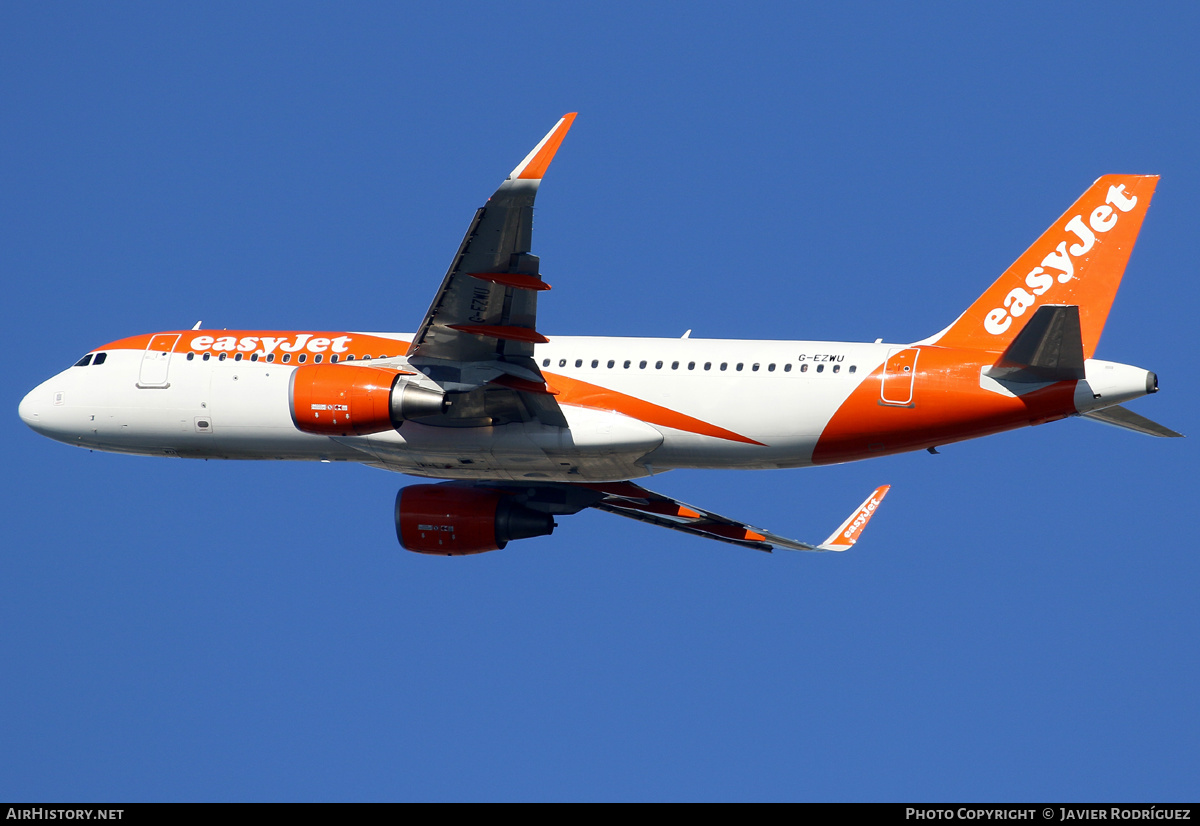 Aircraft Photo of G-EZWU | Airbus A320-214 | EasyJet | AirHistory.net #546450