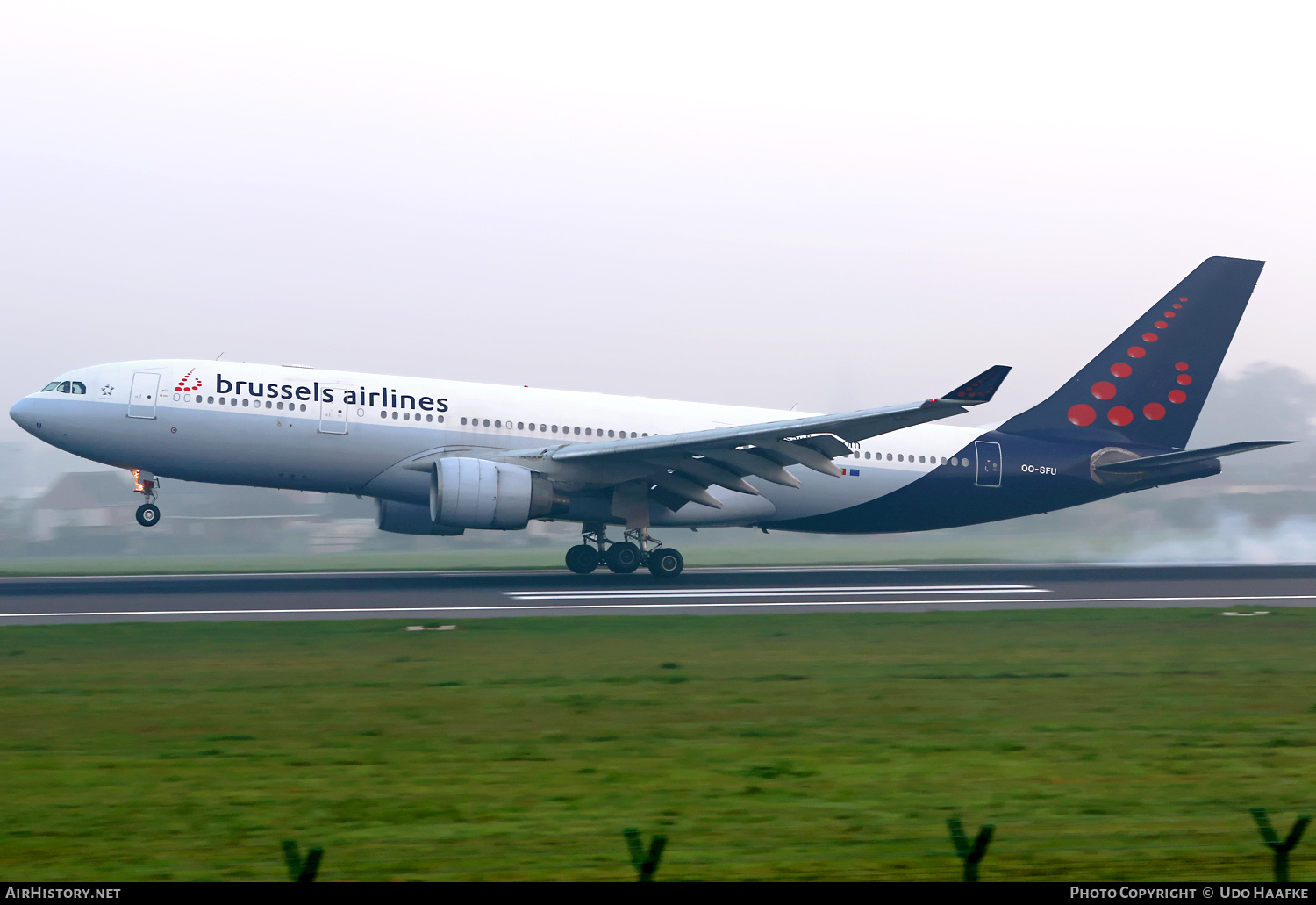 Aircraft Photo of OO-SFU | Airbus A330-223 | Brussels Airlines | AirHistory.net #546455