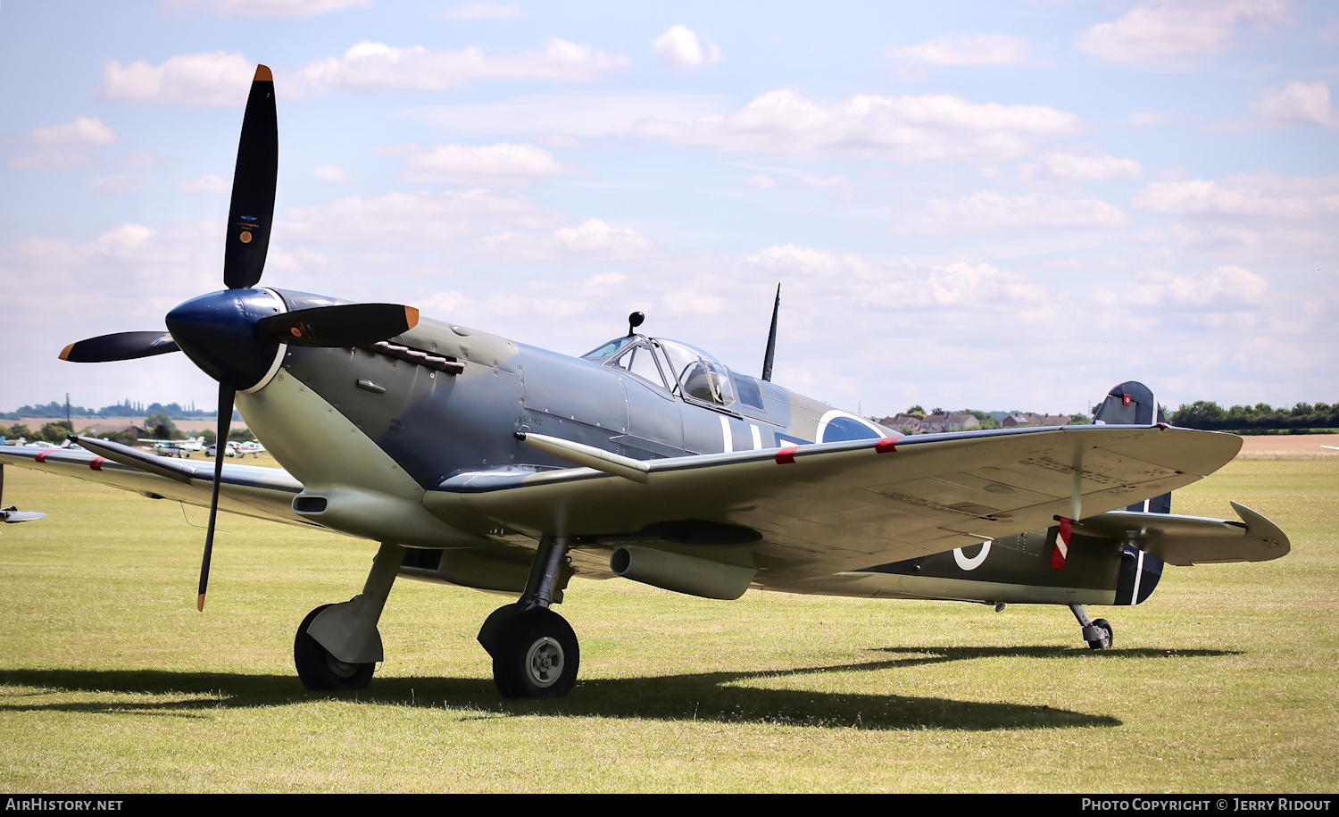 Aircraft Photo of G-BUAR / PP972 | Supermarine 358 Seafire F3 | UK - Navy | AirHistory.net #546568