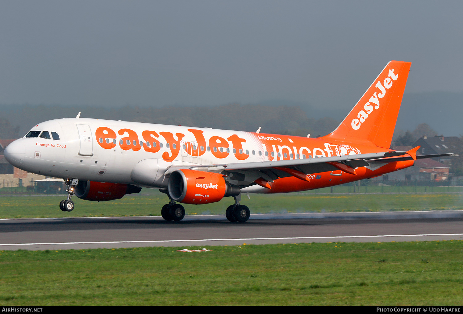 Aircraft Photo of G-EZIO | Airbus A319-111 | EasyJet | AirHistory.net #546578