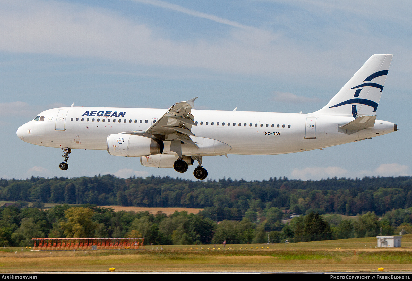 Aircraft Photo of SX-DGV | Airbus A320-232 | Aegean Airlines | AirHistory.net #546599