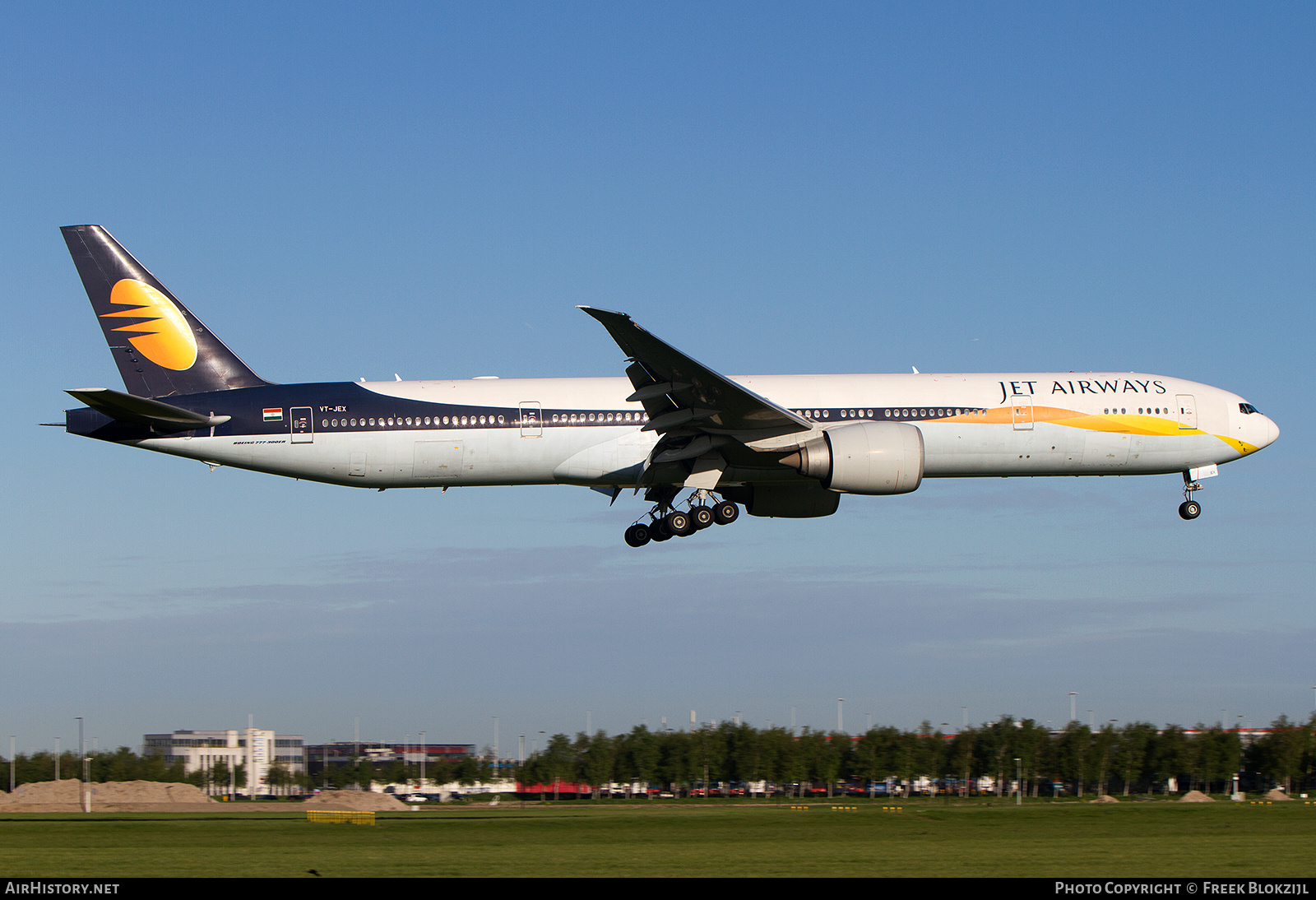 Aircraft Photo of VT-JEX | Boeing 777-35R/ER | Jet Airways | AirHistory.net #546698