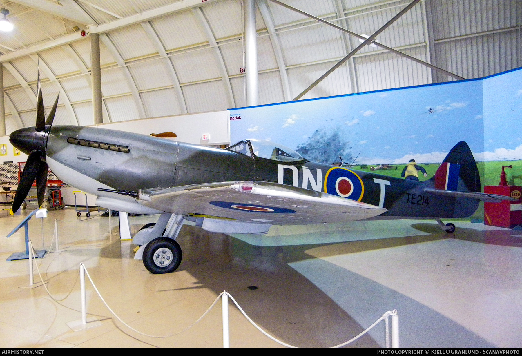 Aircraft Photo of TE214 | Supermarine 361 Spitfire LF16E | Canada - Air Force | AirHistory.net #546880