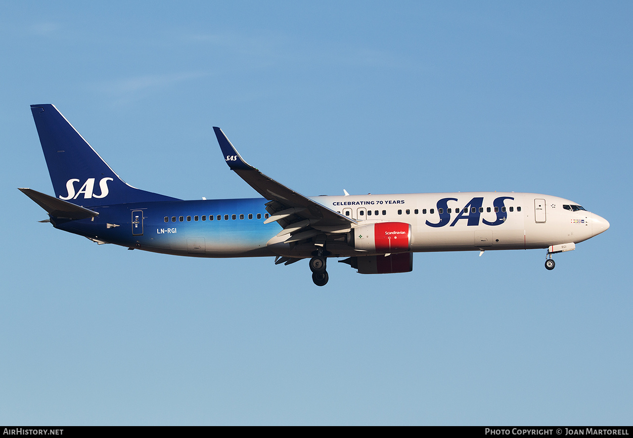 Aircraft Photo of LN-RGI | Boeing 737-86N | Scandinavian Airlines - SAS | AirHistory.net #546898