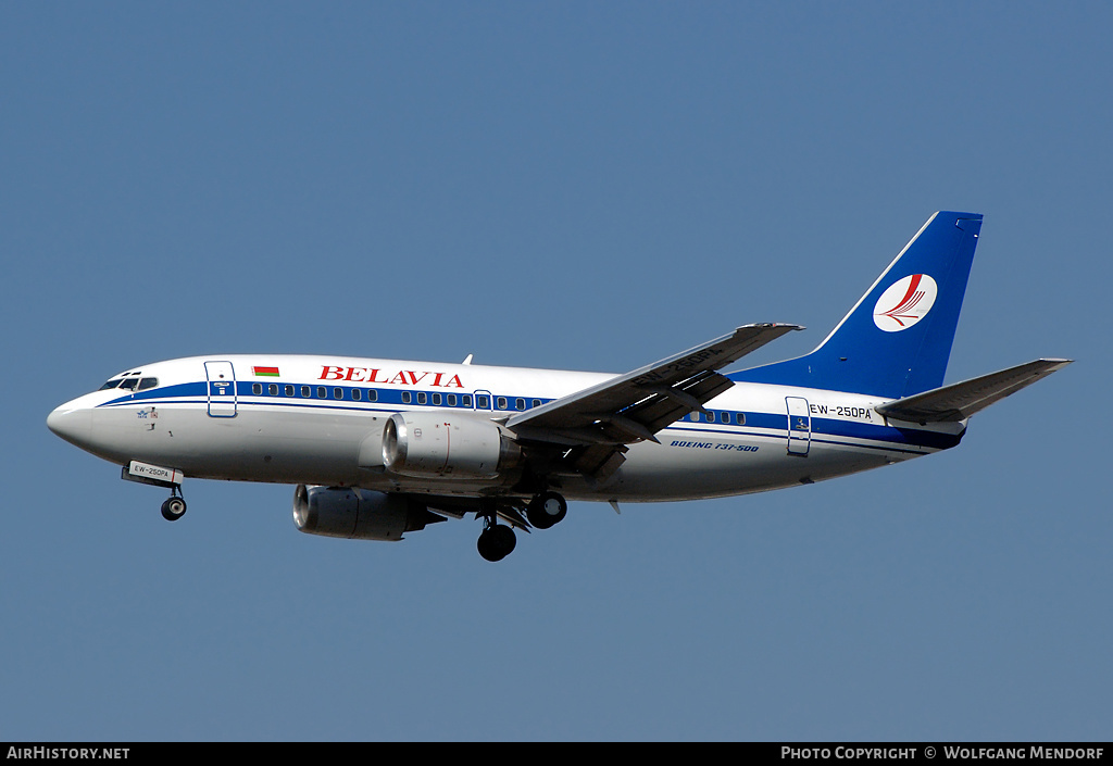 Aircraft Photo of EW-250PA | Boeing 737-524 | Belavia | AirHistory.net #547047