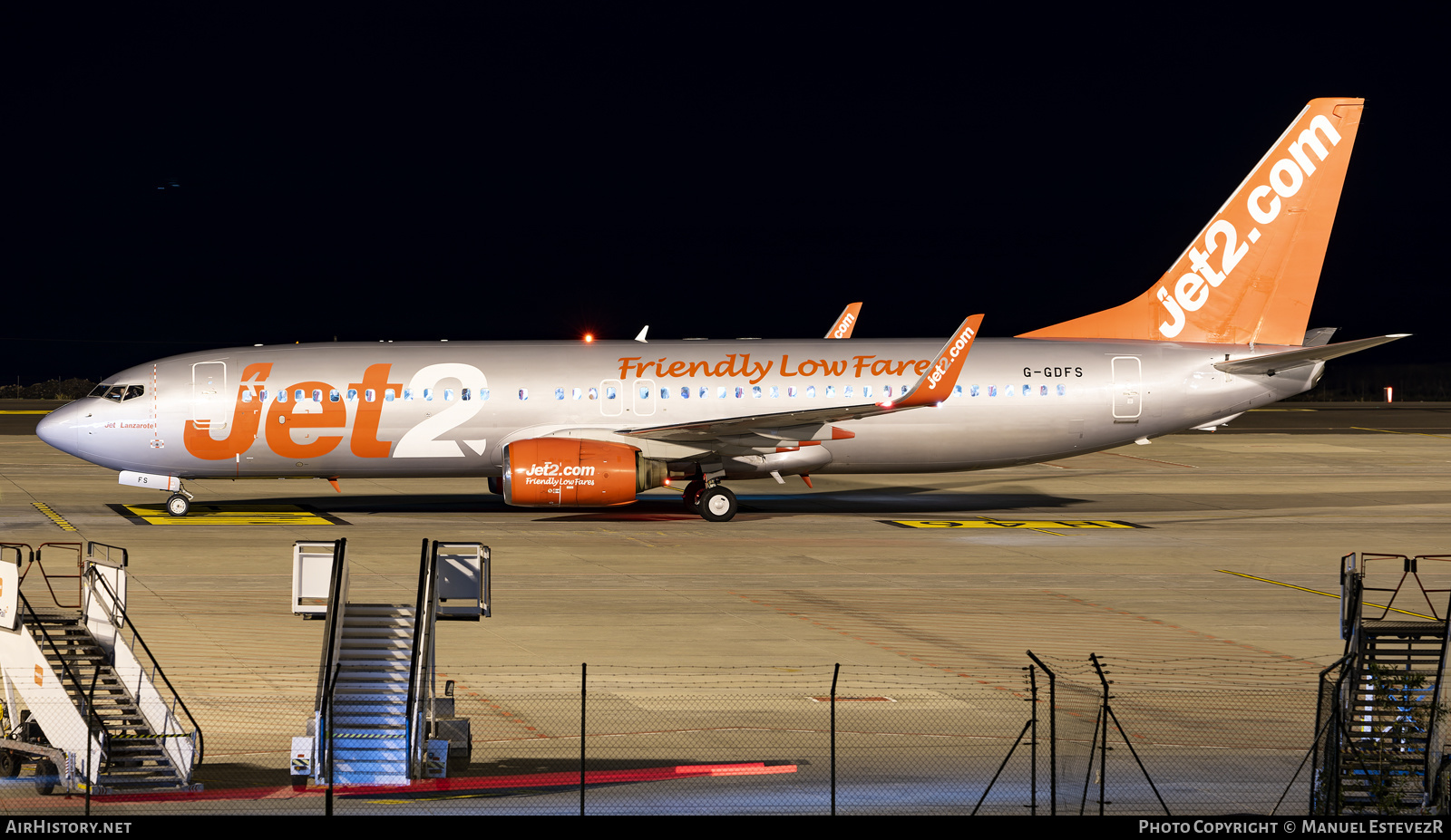 Aircraft Photo of G-GDFS | Boeing 737-86N | Jet2 | AirHistory.net #547078