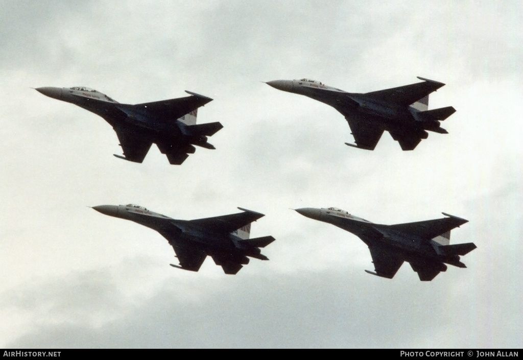 Aircraft Photo of 19 blue | Sukhoi Su-27UB | Soviet Union - Air Force | AirHistory.net #547099