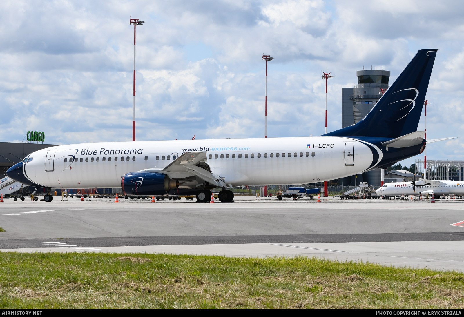 Aircraft Photo of I-LCFC | Boeing 737-86N | Blue Panorama Airlines | AirHistory.net #547114