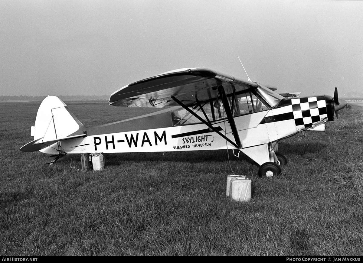 Aircraft Photo of PH-WAM | Piper PA-18-150 Super Cub | Skylight | AirHistory.net #547130