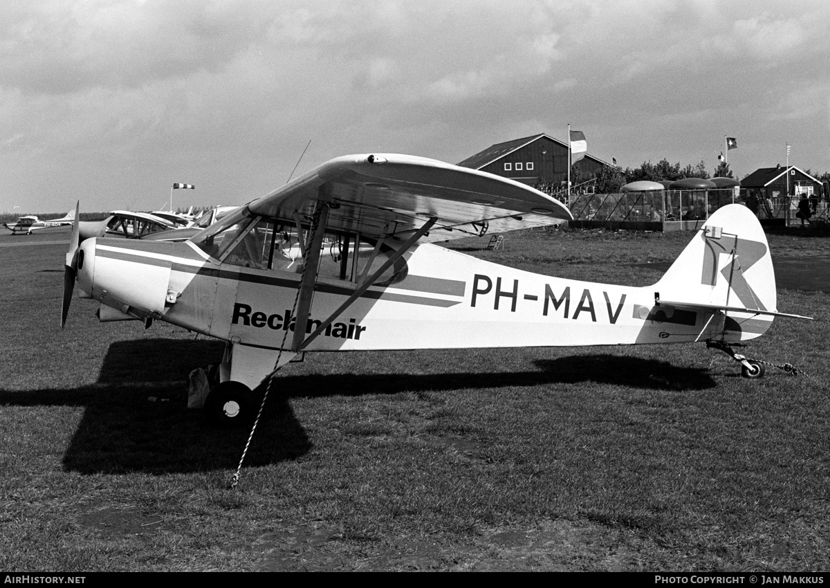 Aircraft Photo of PH-MAV | Piper PA-18-150 Super Cub | Reclamair | AirHistory.net #547221