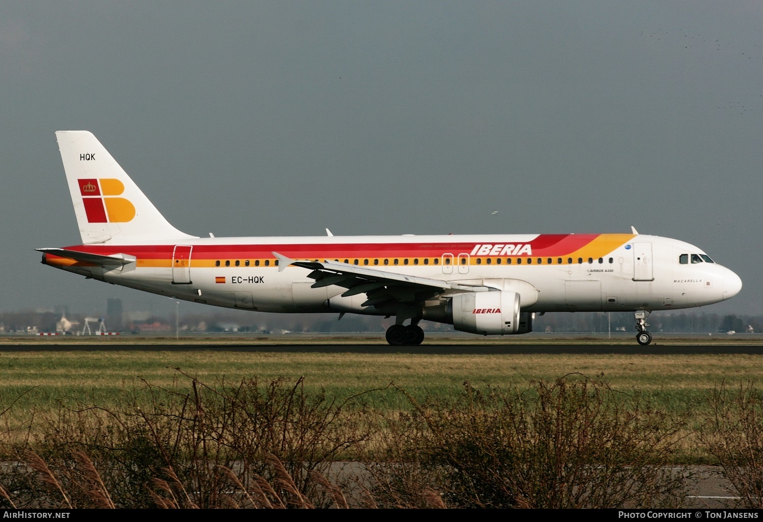 Aircraft Photo of EC-HQK | Airbus A320-214 | Iberia | AirHistory.net #547258