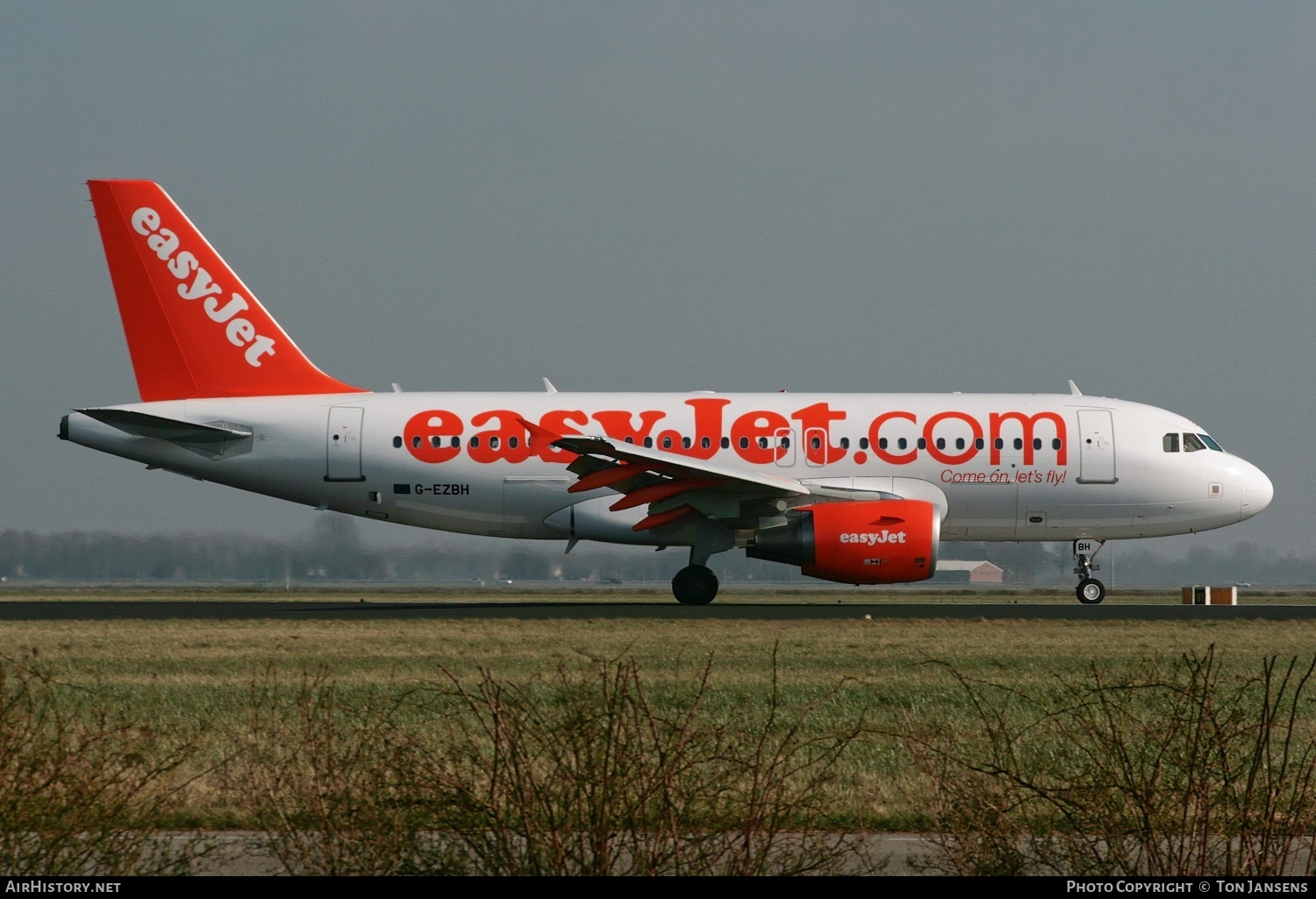 Aircraft Photo of G-EZBH | Airbus A319-111 | EasyJet | AirHistory.net #547265