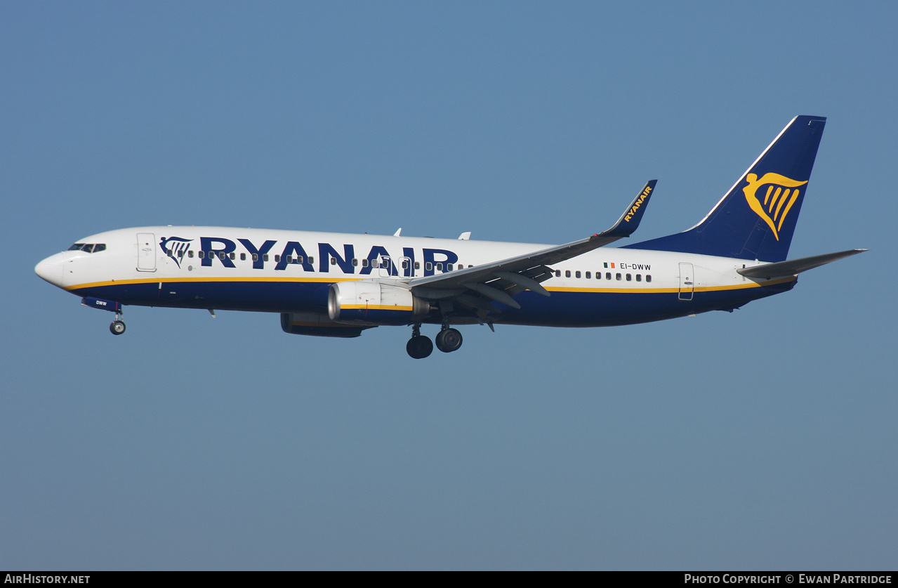 Aircraft Photo of EI-DWW | Boeing 737-8AS | Ryanair | AirHistory.net #547273