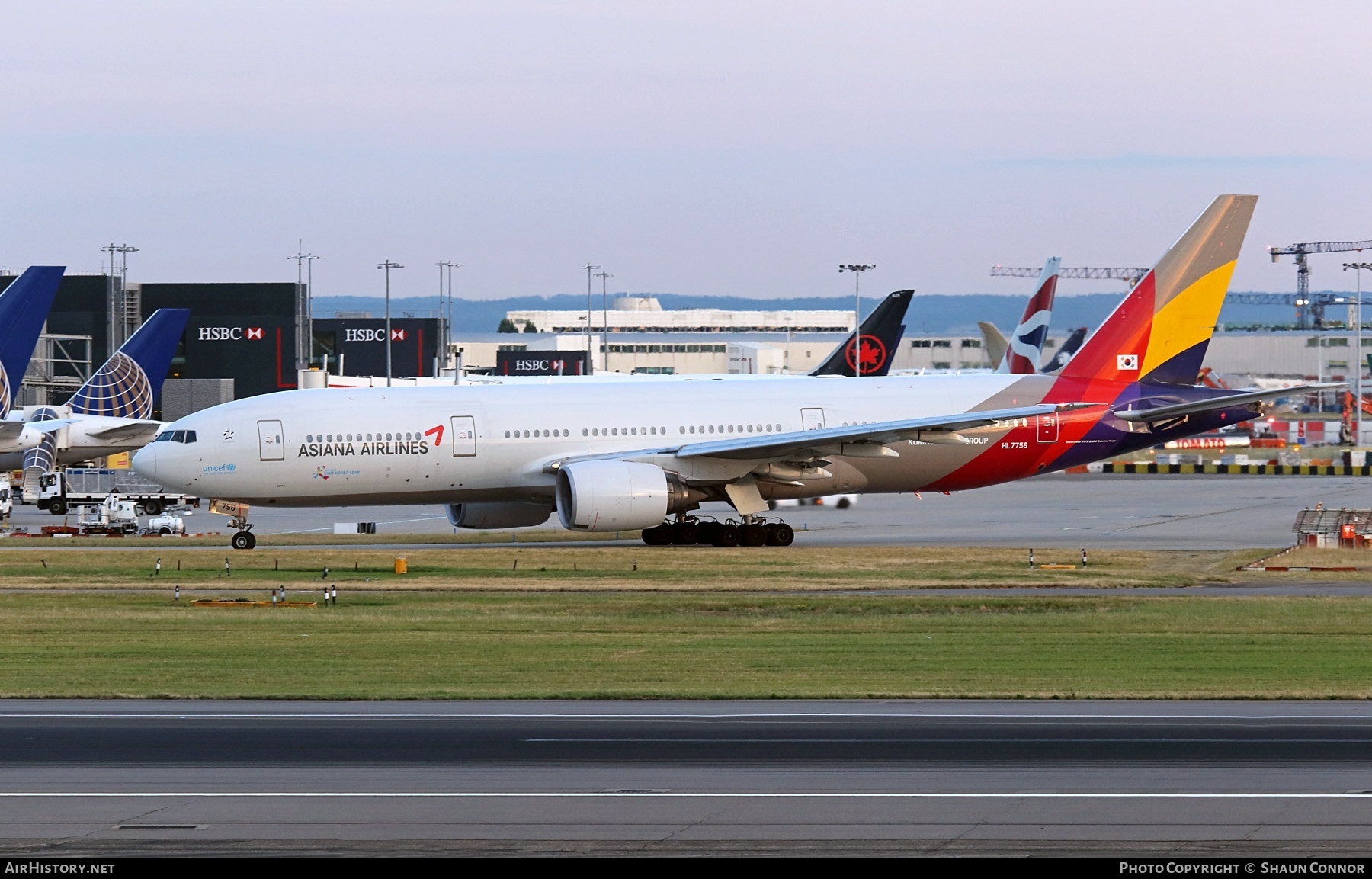 Aircraft Photo of HL7756 | Boeing 777-28E/ER | Asiana Airlines | AirHistory.net #547310