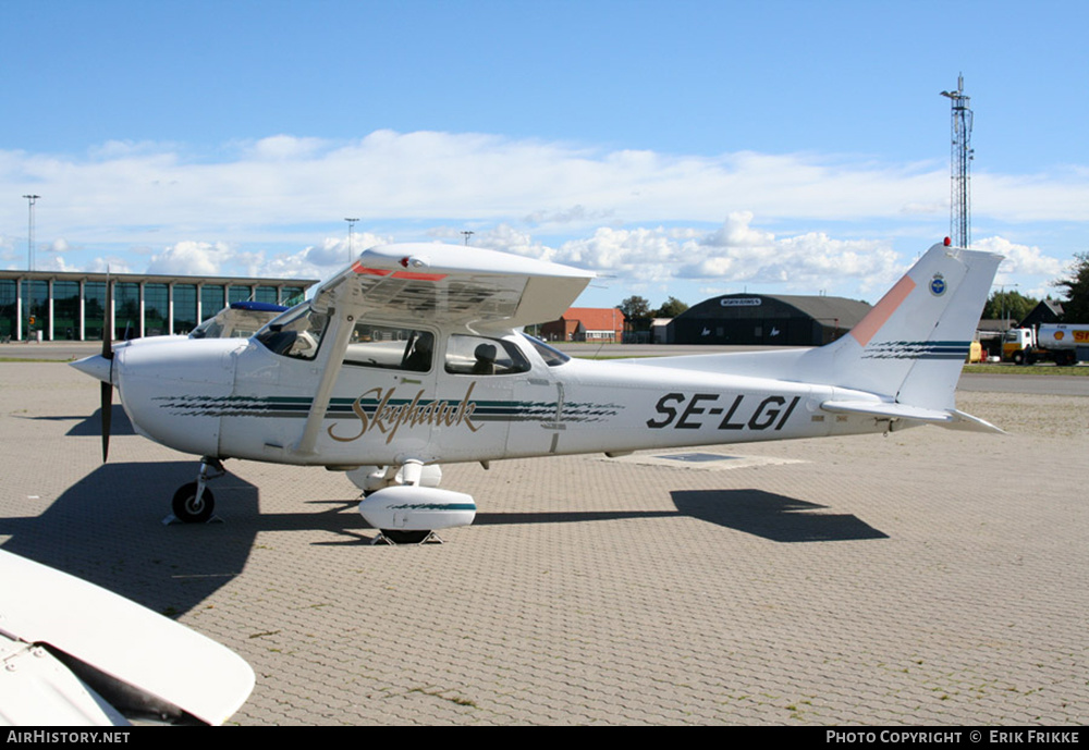 Aircraft Photo of SE-LGI | Cessna 172R Skyhawk | AirHistory.net #547326