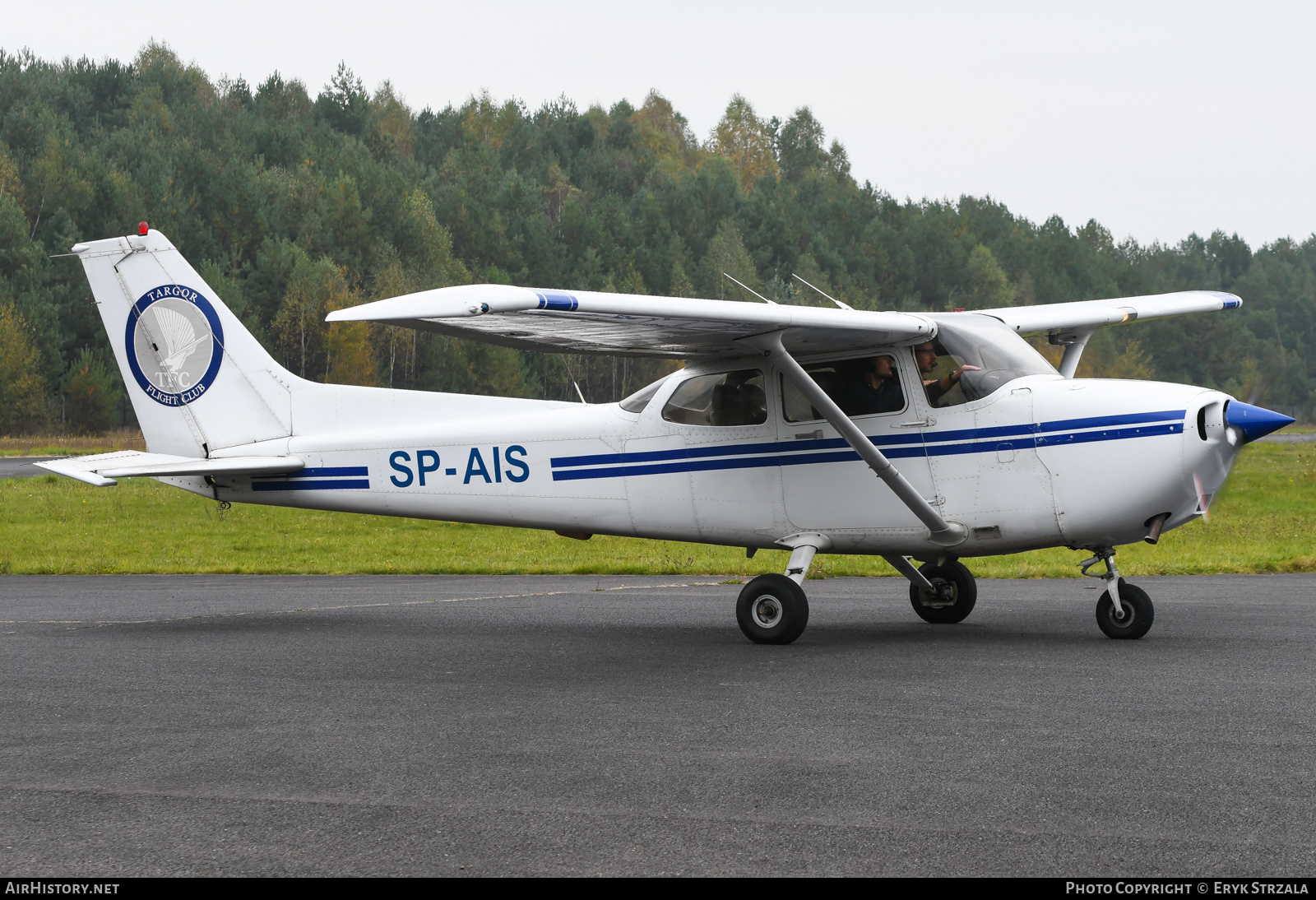 Aircraft Photo of SP-AIS | Cessna 172R Skyhawk | Targor Flight Club | AirHistory.net #547390