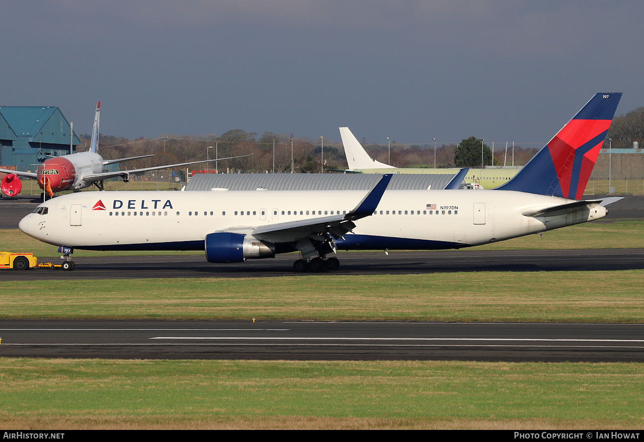 Aircraft Photo of N197DN | Boeing 767-332/ER | Delta Air Lines | AirHistory.net #547413