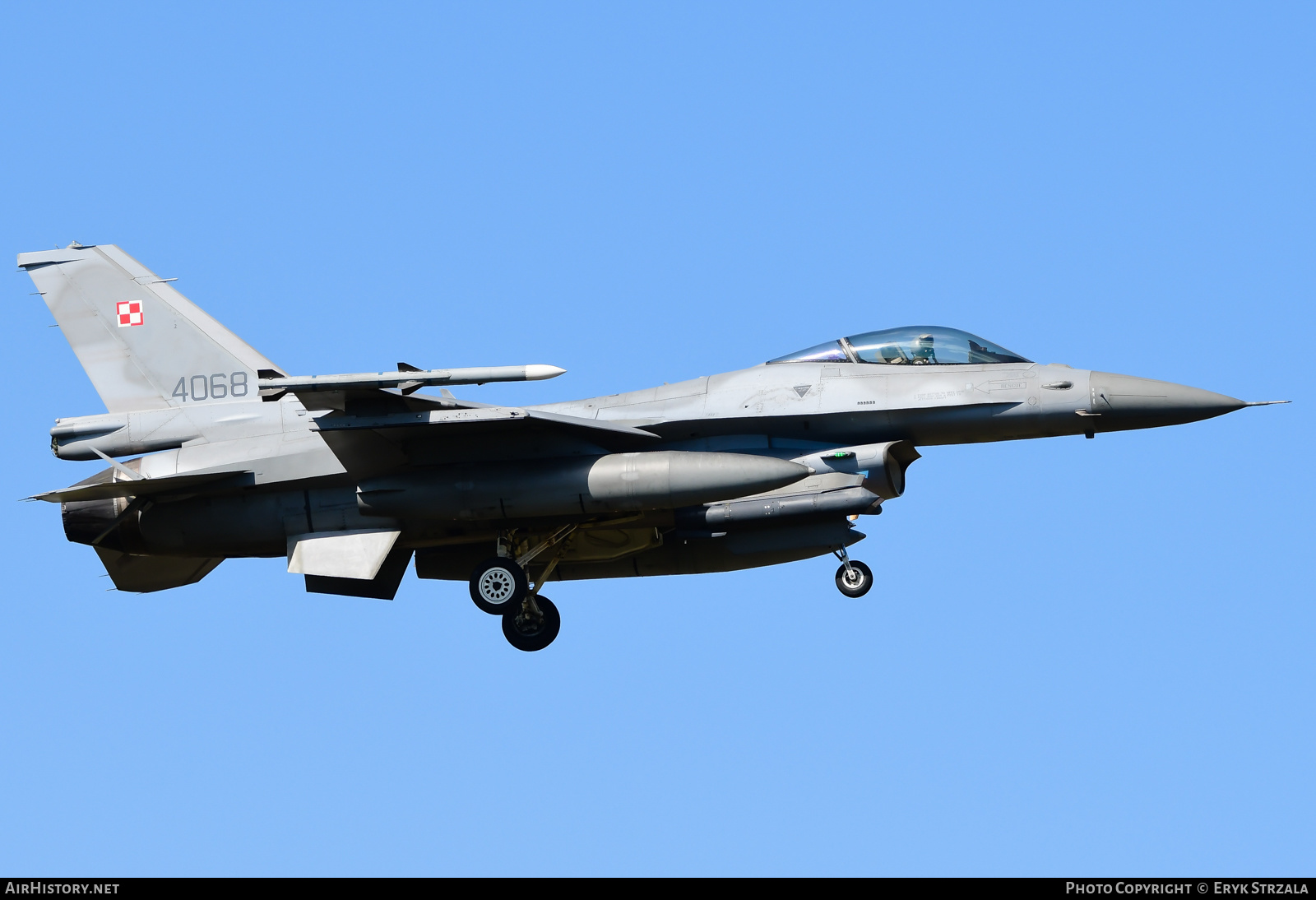 Aircraft Photo of 4068 | General Dynamics F-16C Fighting Falcon | Poland - Air Force | AirHistory.net #547440