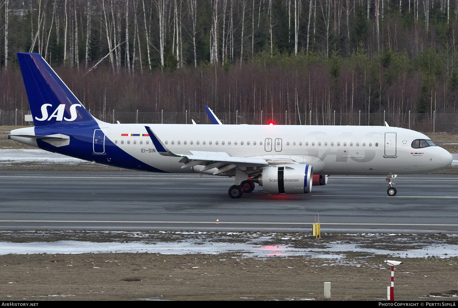 Aircraft Photo of EI-SIN | Airbus A320-251N | Scandinavian Airlines - SAS | AirHistory.net #547482