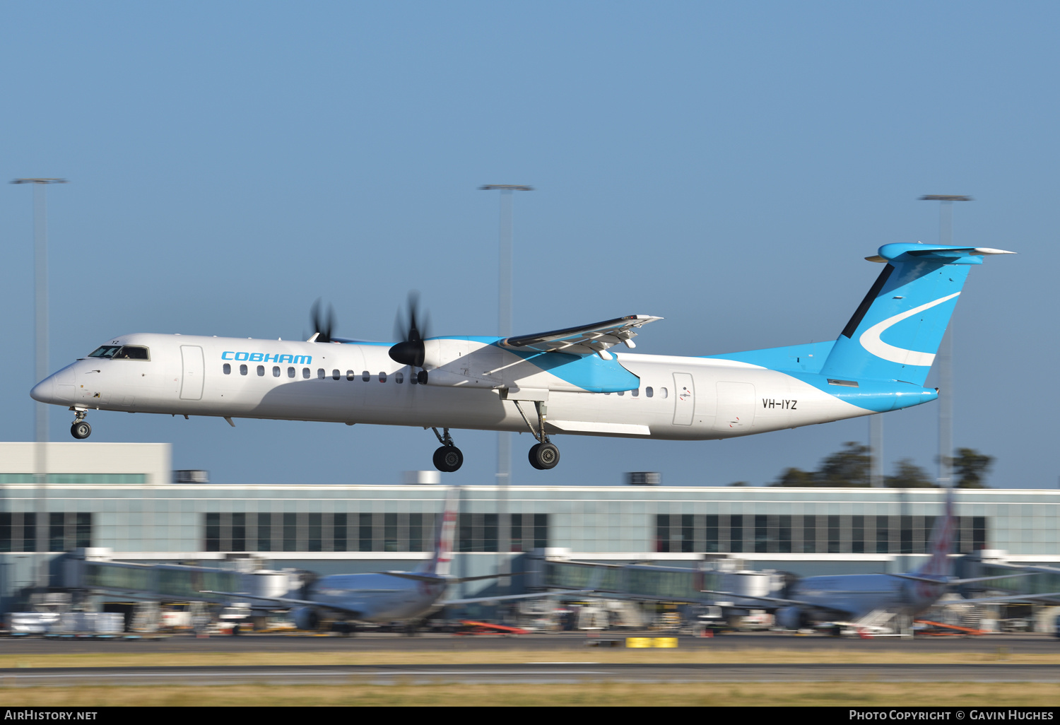 Aircraft Photo of VH-IYZ | Bombardier DHC-8-402 Dash 8 | Cobham Aviation Services | AirHistory.net #547582