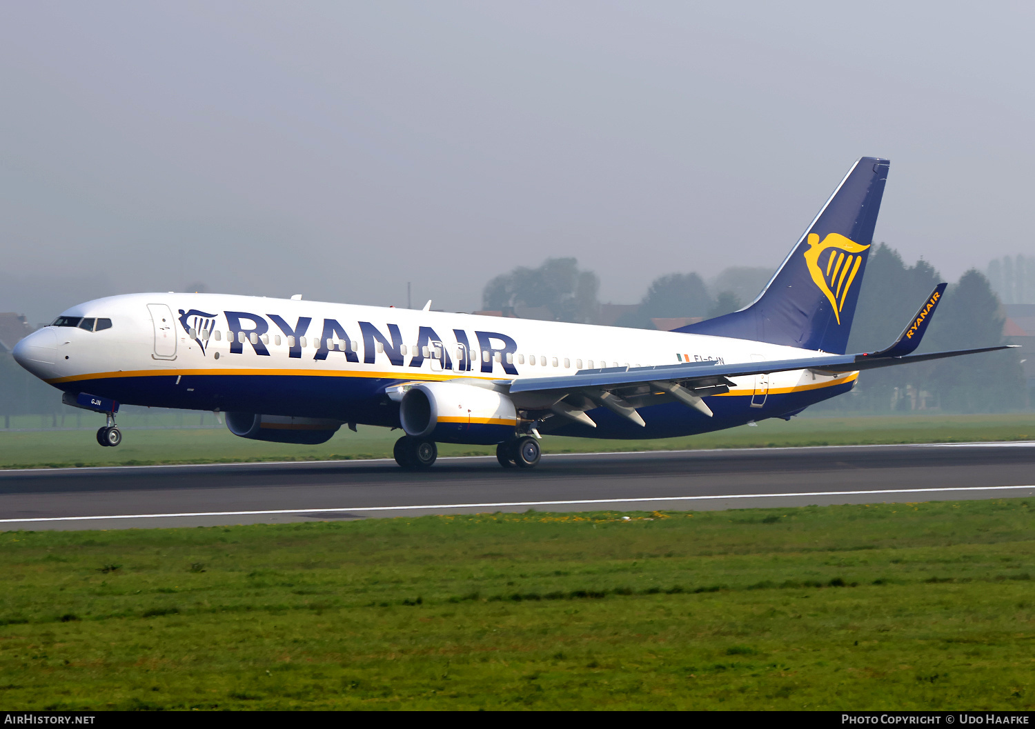 Aircraft Photo of EI-GJN | Boeing 737-800 | Ryanair | AirHistory.net #547605
