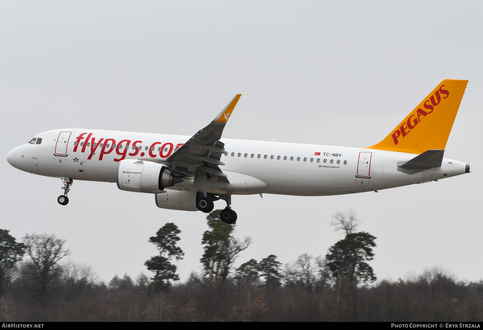 Aircraft Photo of TC-NBV | Airbus A320-251N | Pegasus Airlines | AirHistory.net #547616