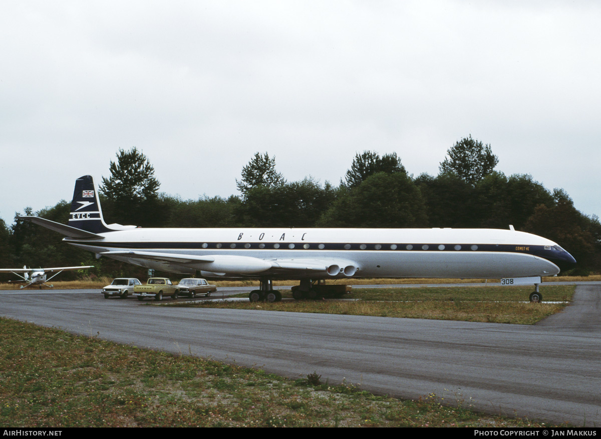 Aircraft Photo of N888WA | De Havilland D.H. 106 Comet 4C | BOAC - British Overseas Airways Corporation | AirHistory.net #547688