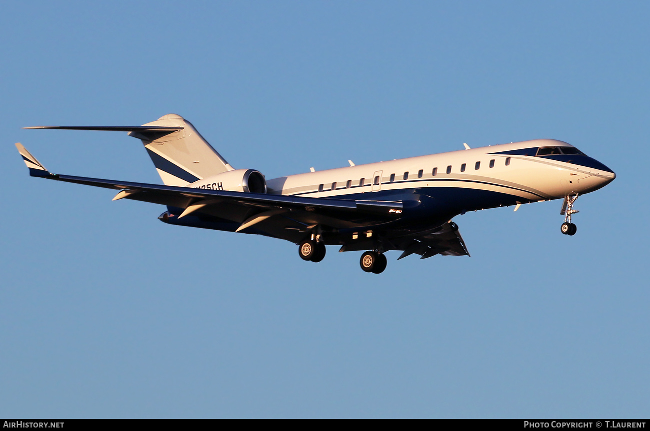 Aircraft Photo of N125CH | Bombardier Global Express (BD-700-1A10) | AirHistory.net #547768