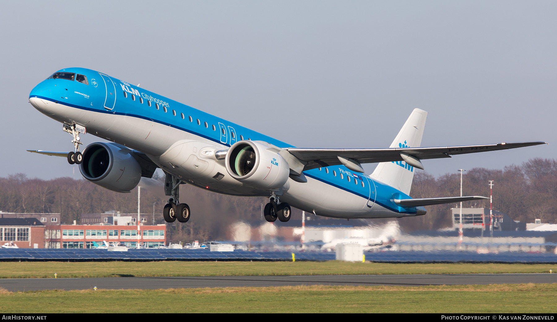 Aircraft Photo of PH-NXL | Embraer 195-E2 (ERJ-190-400) | KLM Cityhopper | AirHistory.net #547779