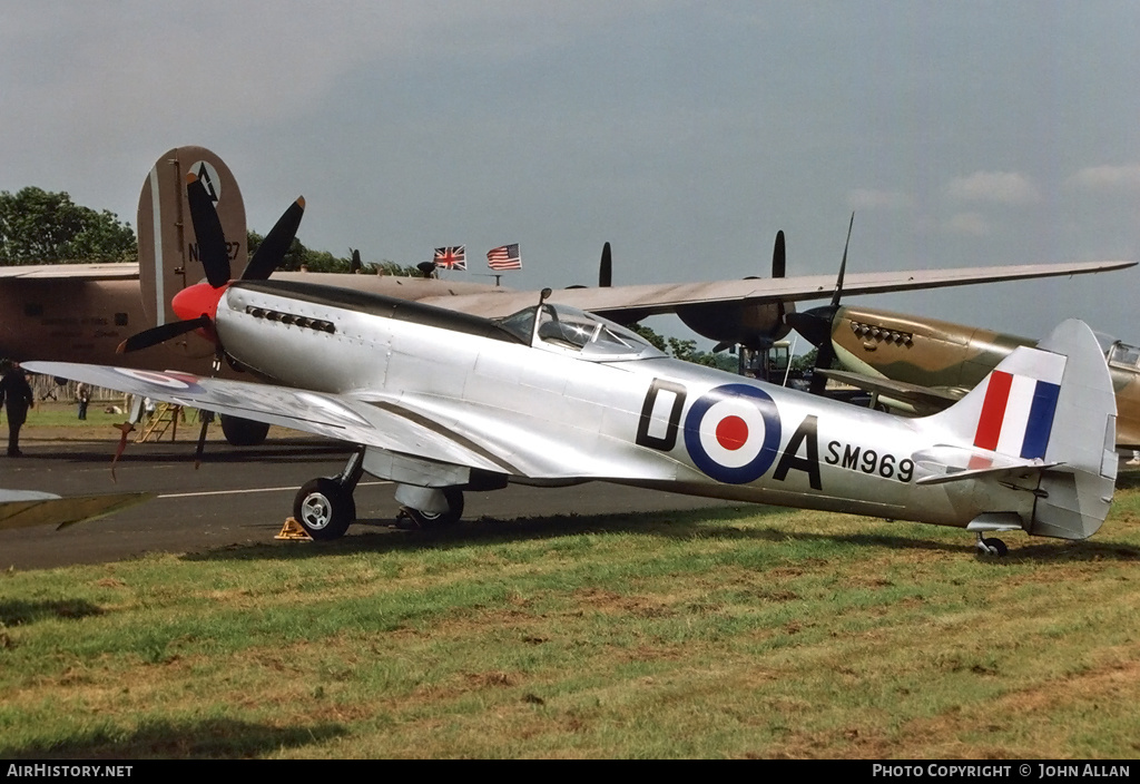 Aircraft Photo of G-BRAF / SM969 | Supermarine 394 Spitfire FR18E | UK - Air Force | AirHistory.net #547824