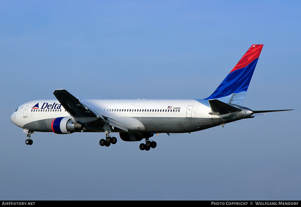 Aircraft Photo of N176DN | Boeing 767-332/ER | Delta Air Lines | AirHistory.net #547849