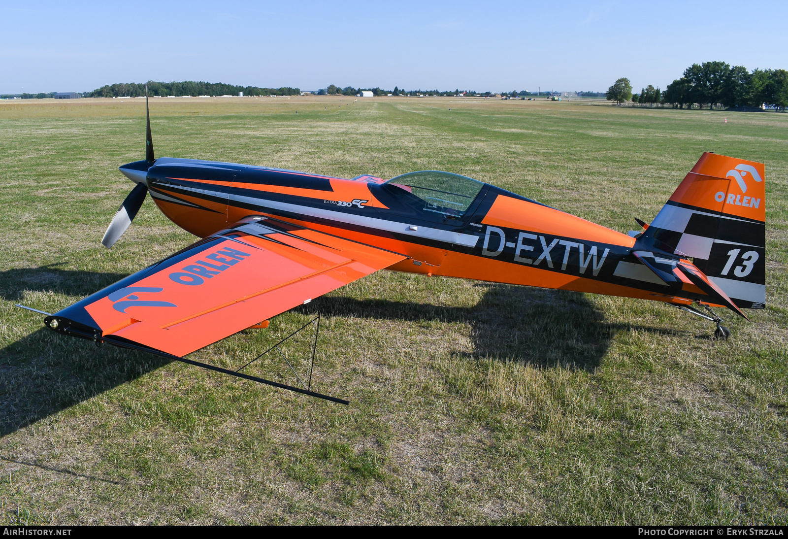 Aircraft Photo of D-EXTW | Extra EA-330SC | AirHistory.net #547937