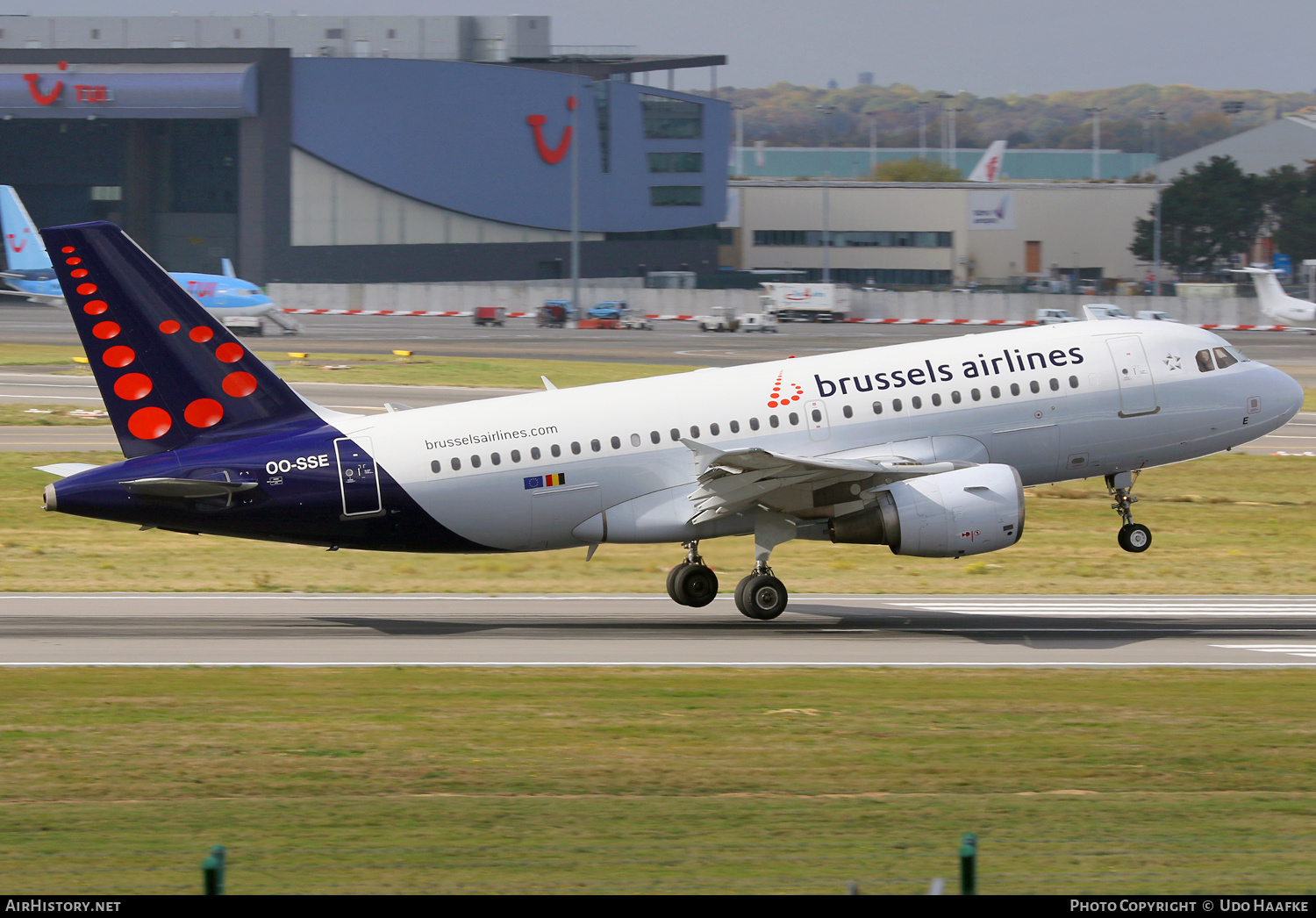 Aircraft Photo of OO-SSE | Airbus A319-111 | Brussels Airlines | AirHistory.net #547957