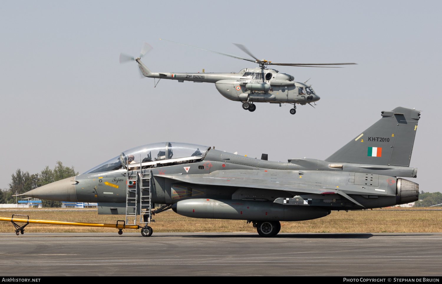 Aircraft Photo of KH-T2010 | Hindustan Tejas LCA-T | India - Air Force | AirHistory.net #547993