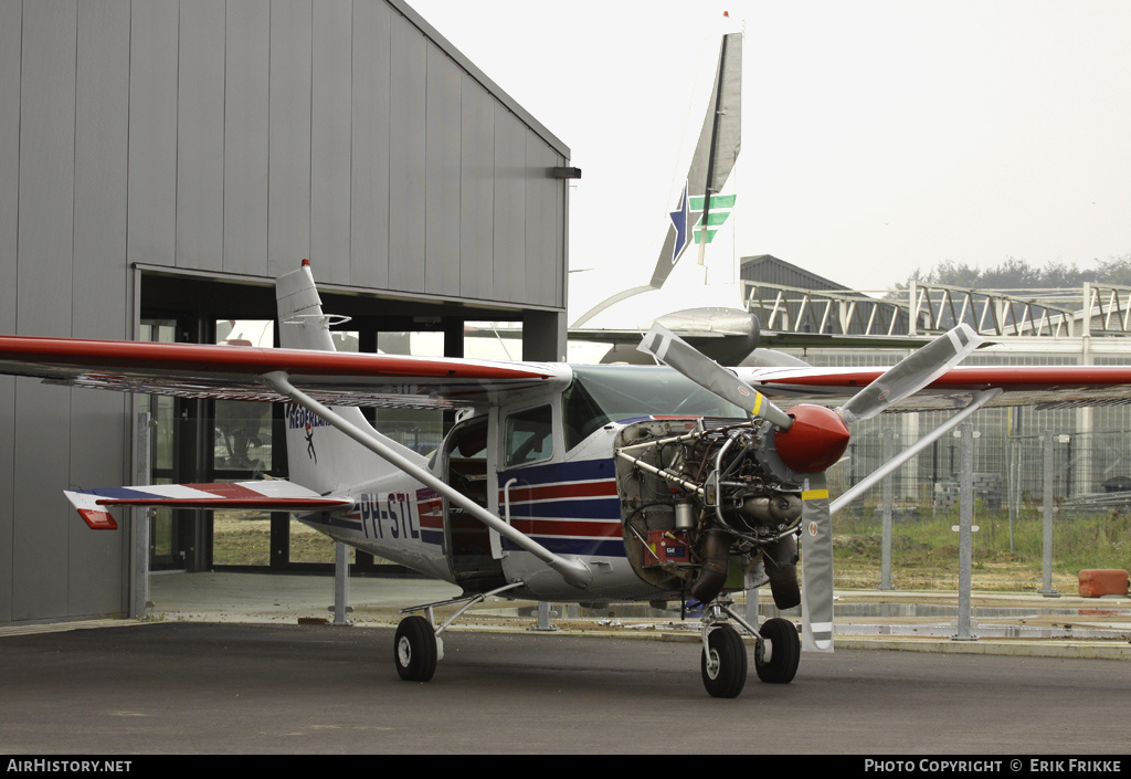 Aircraft Photo of PH-STL | Cessna U206G/Soloy Turbine 206 | Parachutisten Centrum Midden Nederland | AirHistory.net #548122