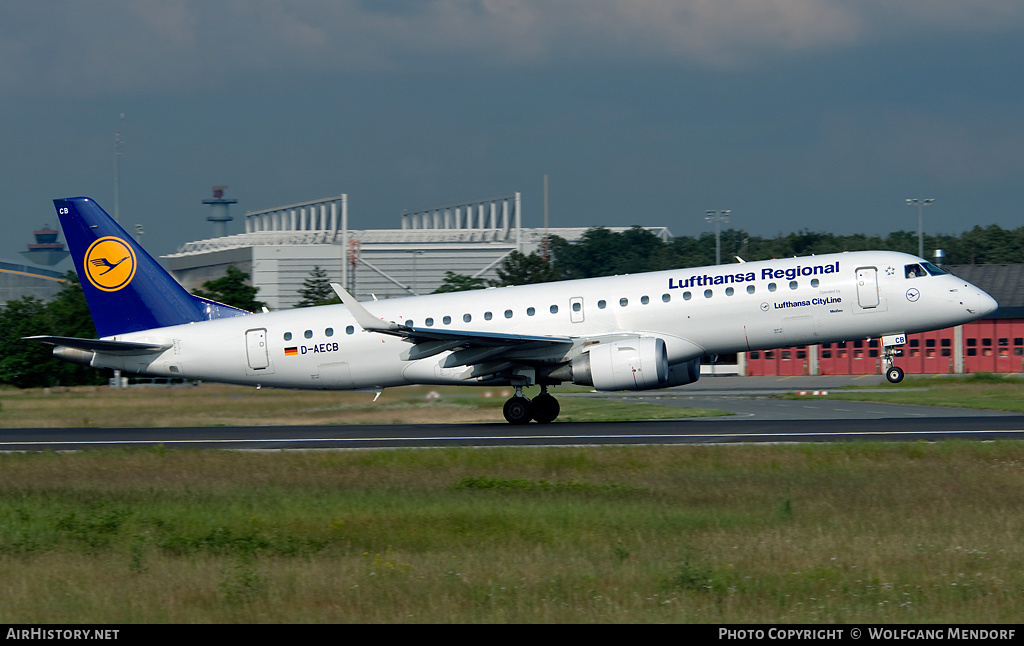 Aircraft Photo of D-AECB | Embraer 190LR (ERJ-190-100LR) | Lufthansa Regional | AirHistory.net #548138