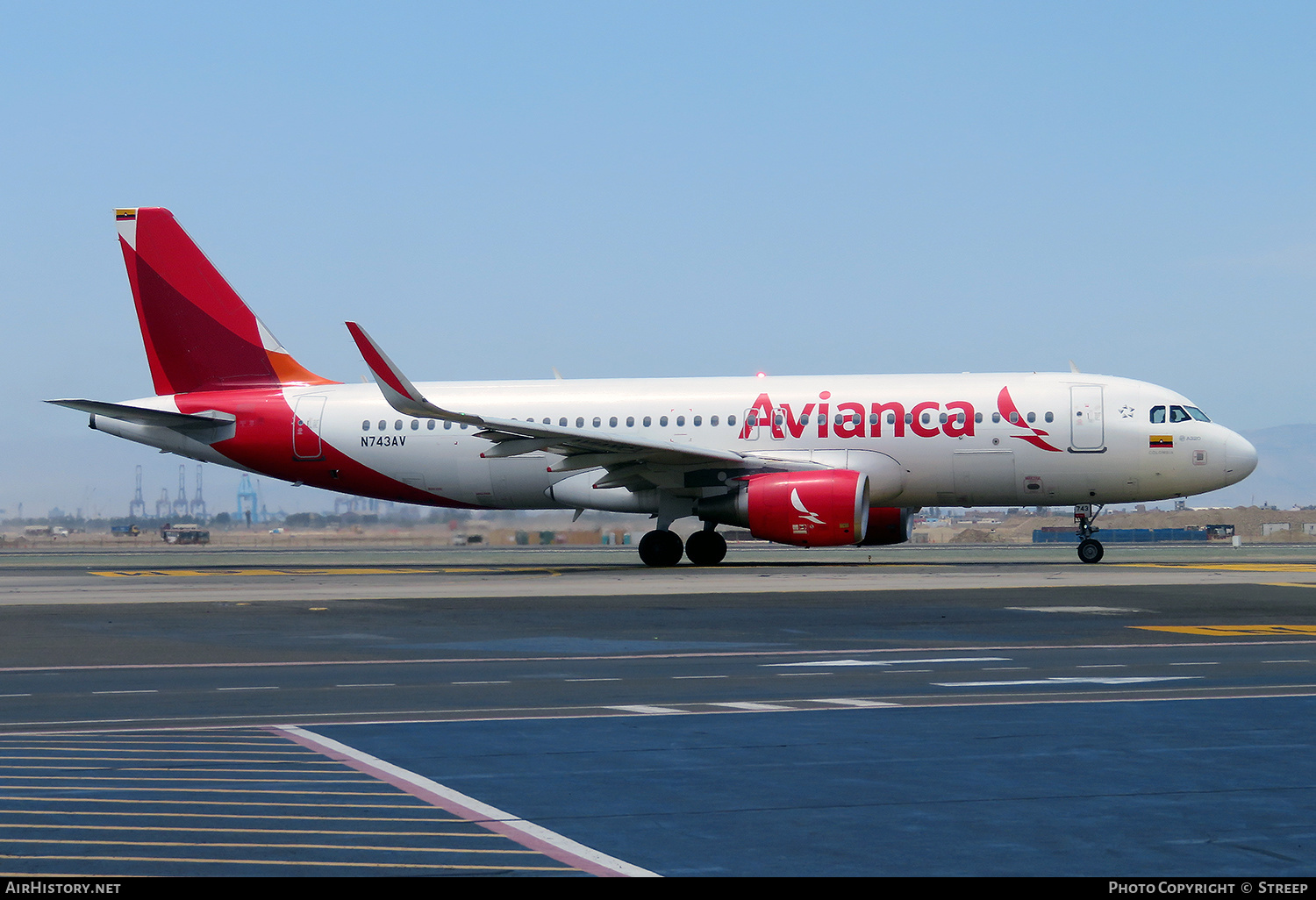 Aircraft Photo of N743AV | Airbus A320-214 | Avianca | AirHistory.net #548190