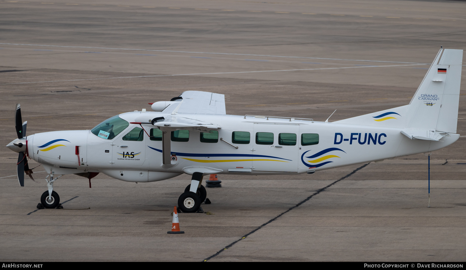 Aircraft Photo of D-FUNC | Cessna 208B Grand Caravan EX | IAS - International Aircraft Service | AirHistory.net #548256