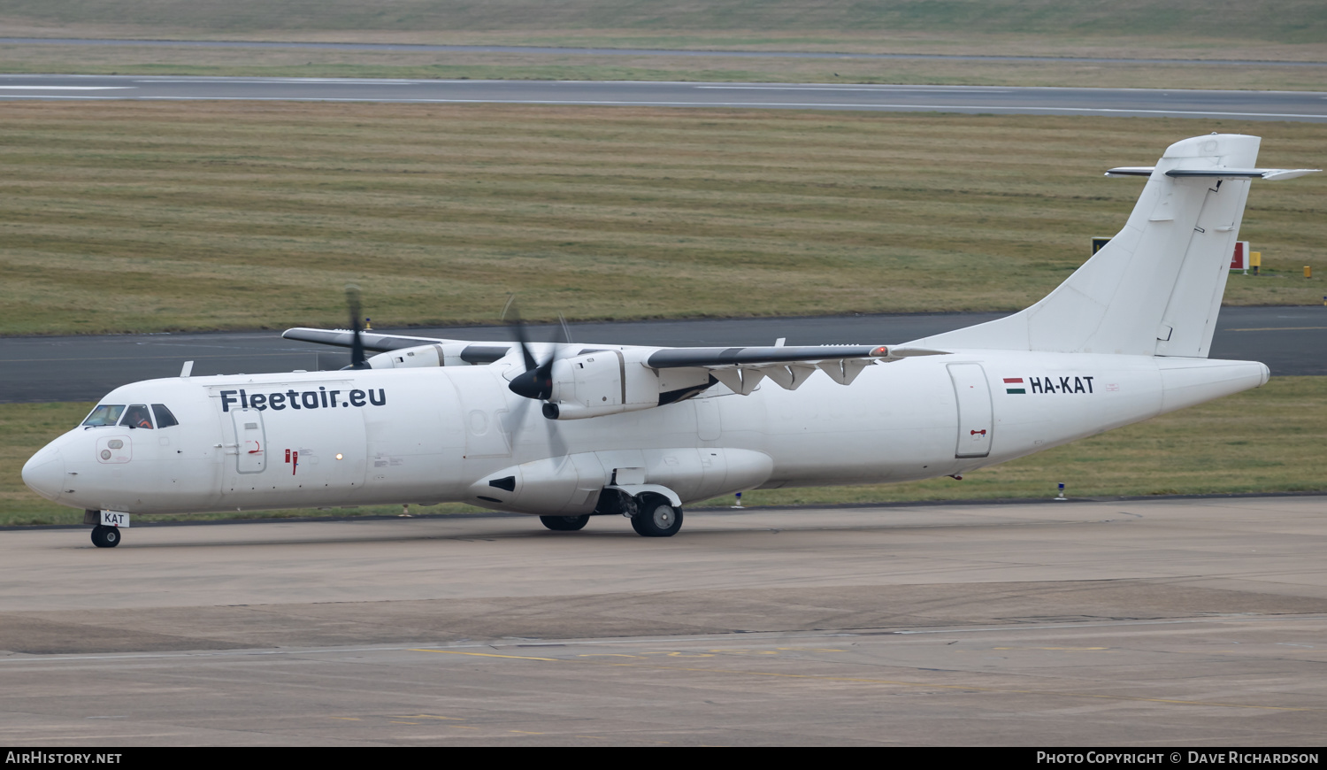 Aircraft Photo of HA-KAT | ATR ATR-72-201/F | Fleet Air | AirHistory.net #548258
