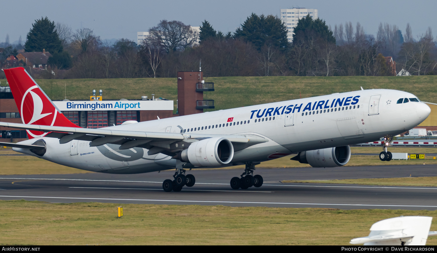 Aircraft Photo of TC-LND | Airbus A330-303 | Turkish Airlines | AirHistory.net #548275