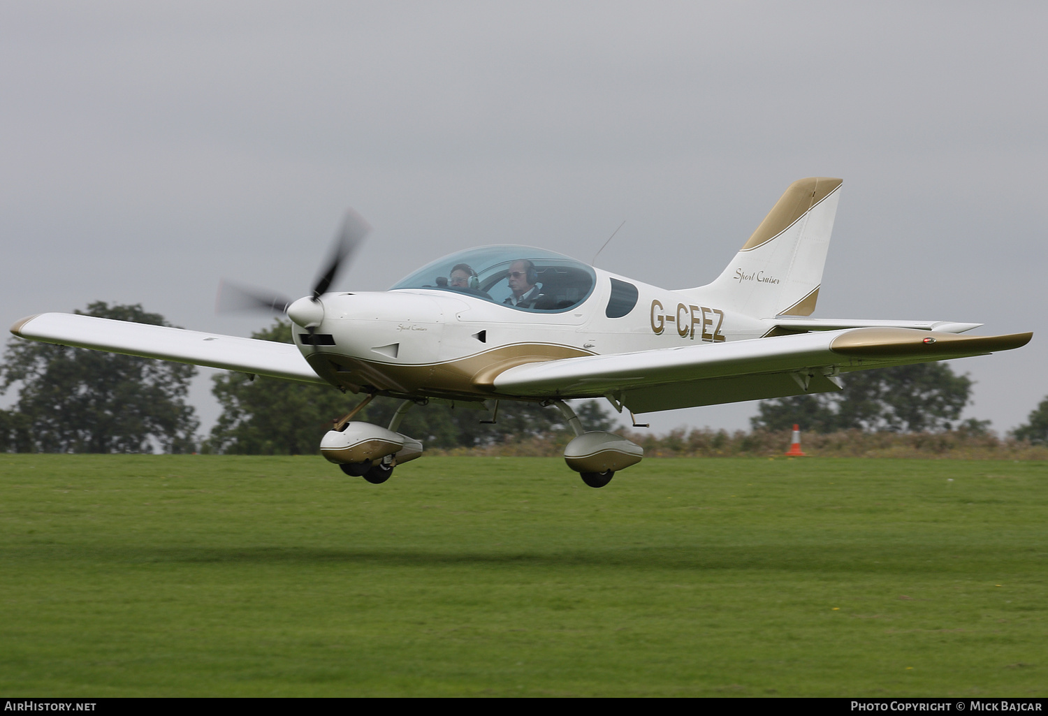 Aircraft Photo of G-CFEZ | Czech Aircraft Works SportCruiser | AirHistory.net #548277