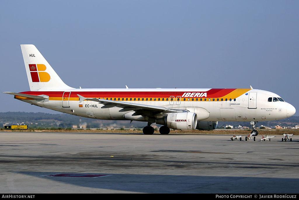 Aircraft Photo of EC-HUL | Airbus A320-214 | Iberia | AirHistory.net #548358
